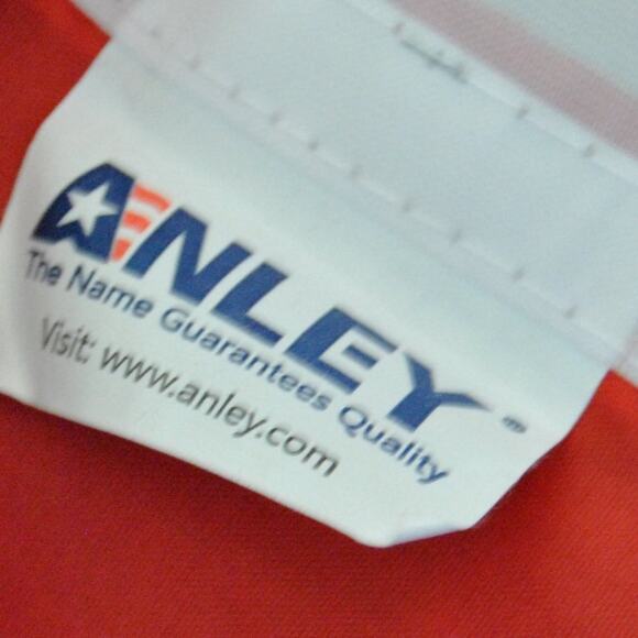 Canadian Flag Red and White 3 x 5 ft - Picture 6 of 9